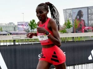 1745997498093_GpdIyBmW8AAA94L